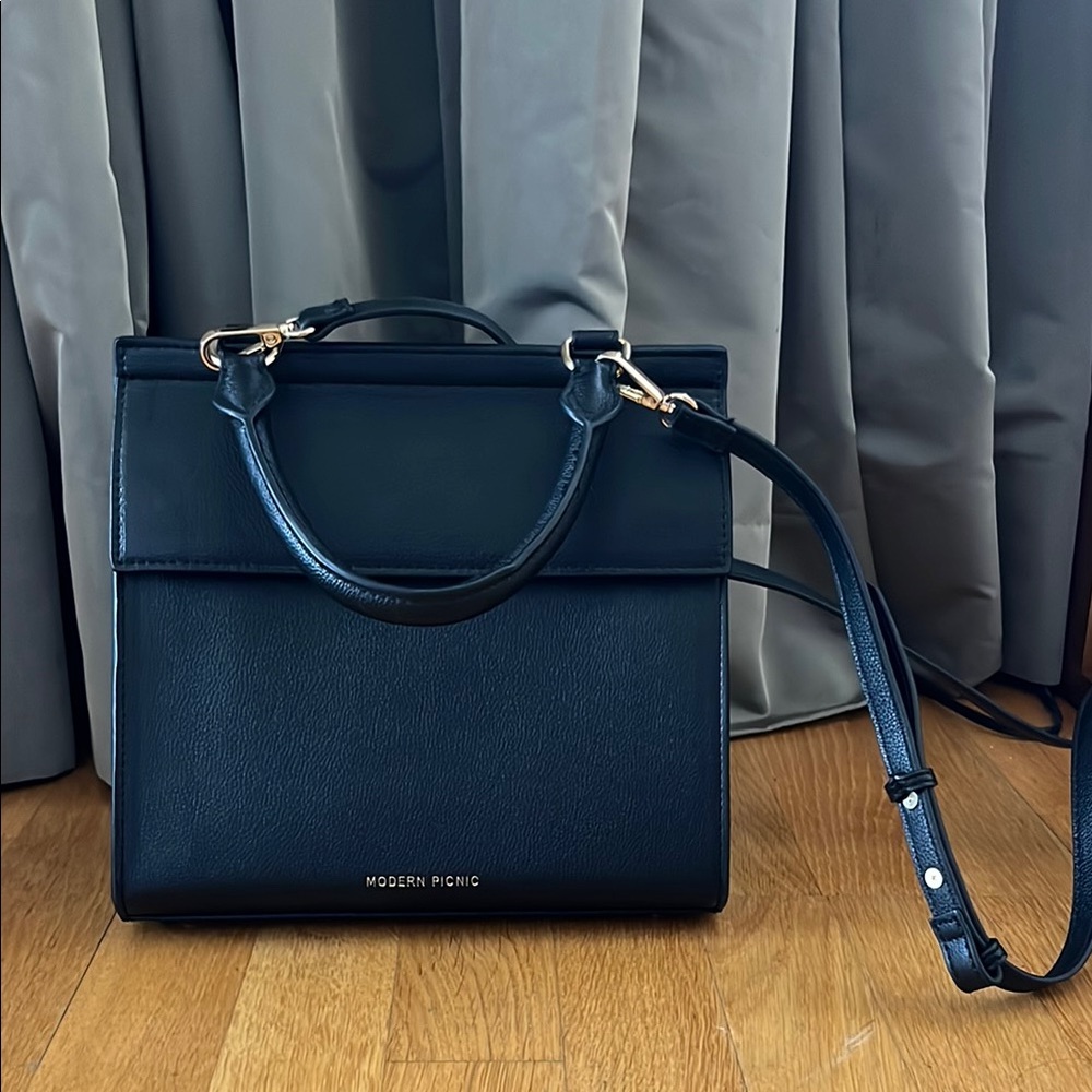 Black Modern Picnic Lunchbox